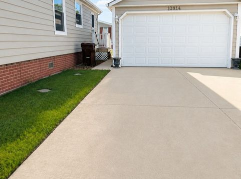 Main Photo