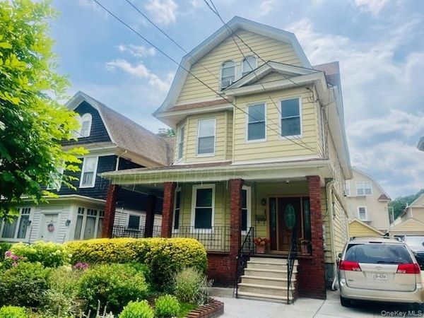 8418 108th Street , Richmond Hill, NY 11418