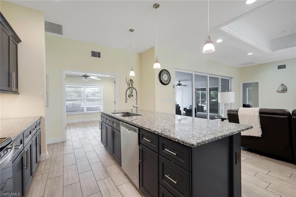 27741 S Roslin Pl , Bonita Springs, FL 34135 Photo