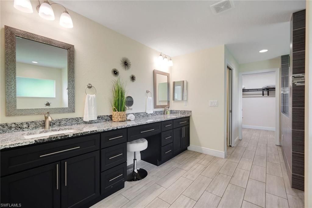 27741 S Roslin Pl , Bonita Springs, FL 34135 Photo