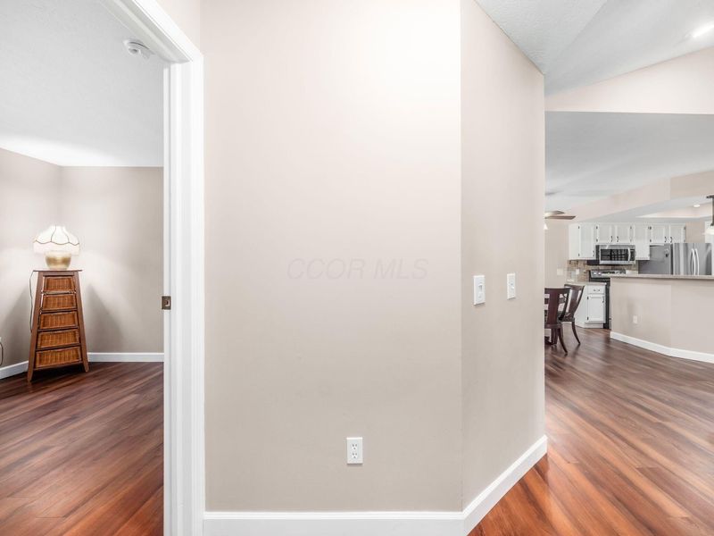 5821 Locbury Lane, Dublin, OH 43016 Photo 15