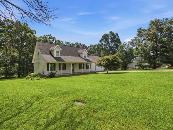 115 Pin Oaks Ln , Hohenwald, TN 38462