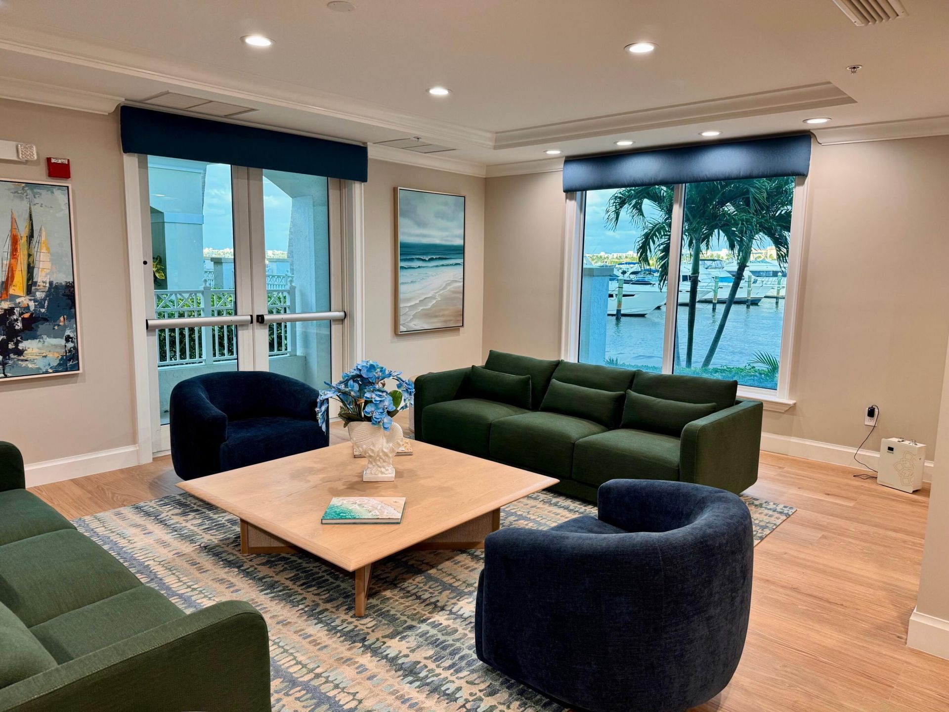 806 E Windward Way, Unit 405, Lantana, FL 33462 Photo