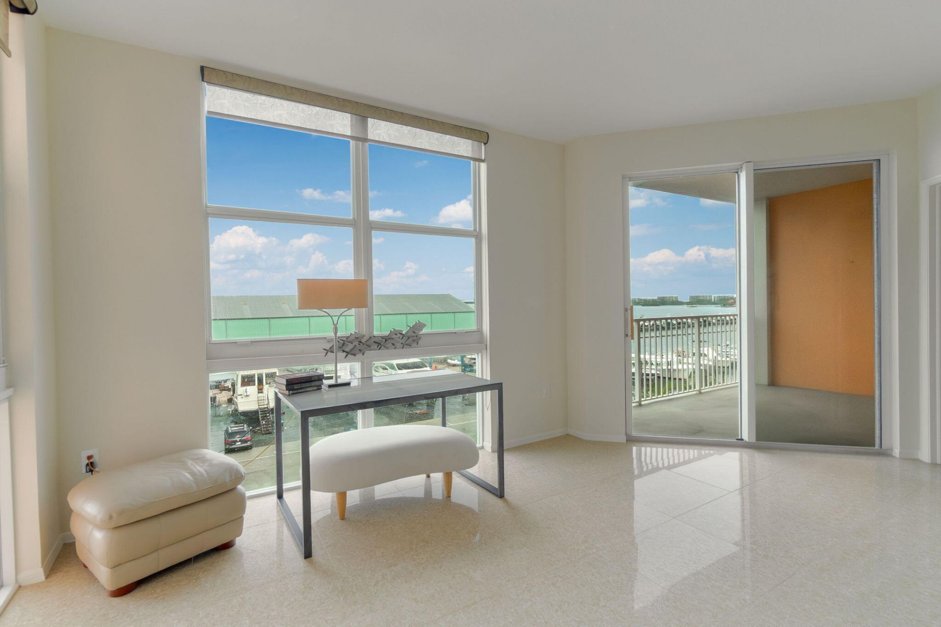 806 E Windward Way, Unit 405, Lantana, FL 33462 Photo