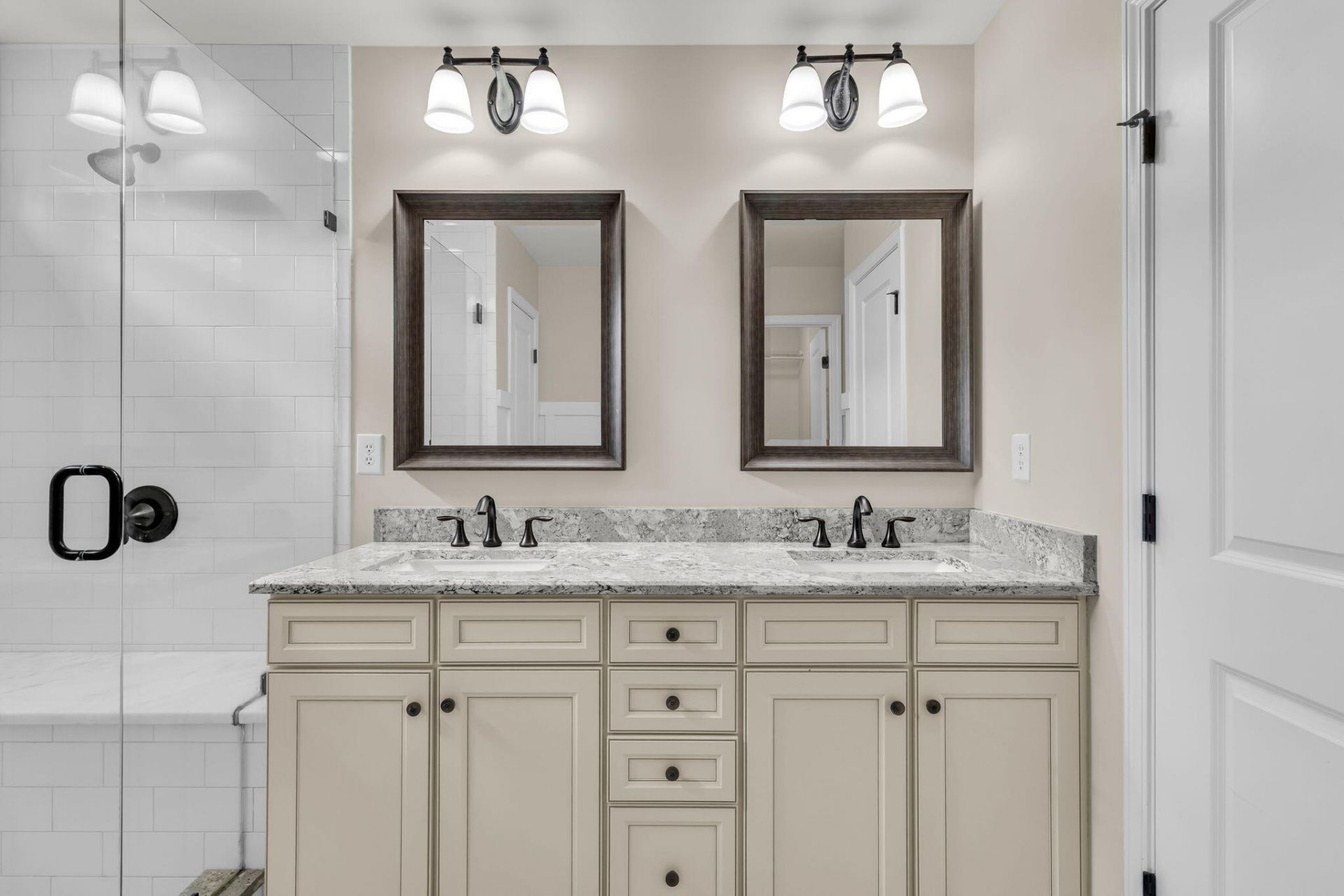 8449 Rice Basket Lane Photo 32