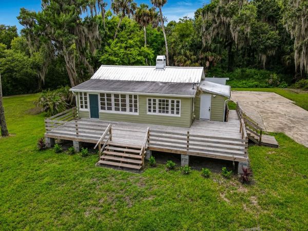 556 STONE ISLAND ROAD , ENTERPRISE, FL 32725