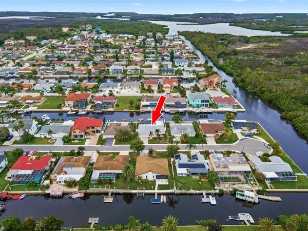9911 ISLAND HARBOR DRIVE , PORT RICHEY, FL 34668