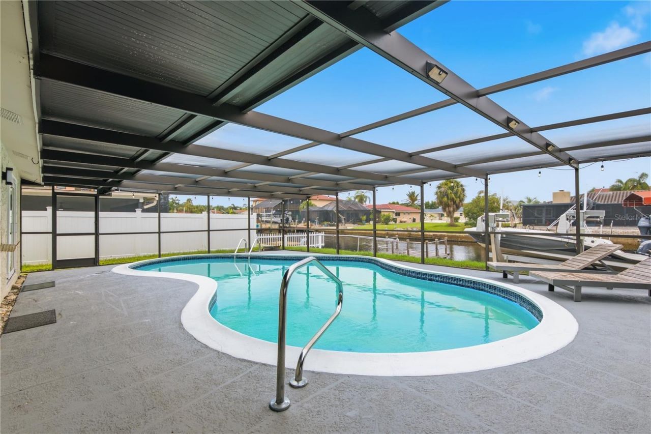 9911 Island Harbor Drive , Port Richey, FL 34668 Photo
