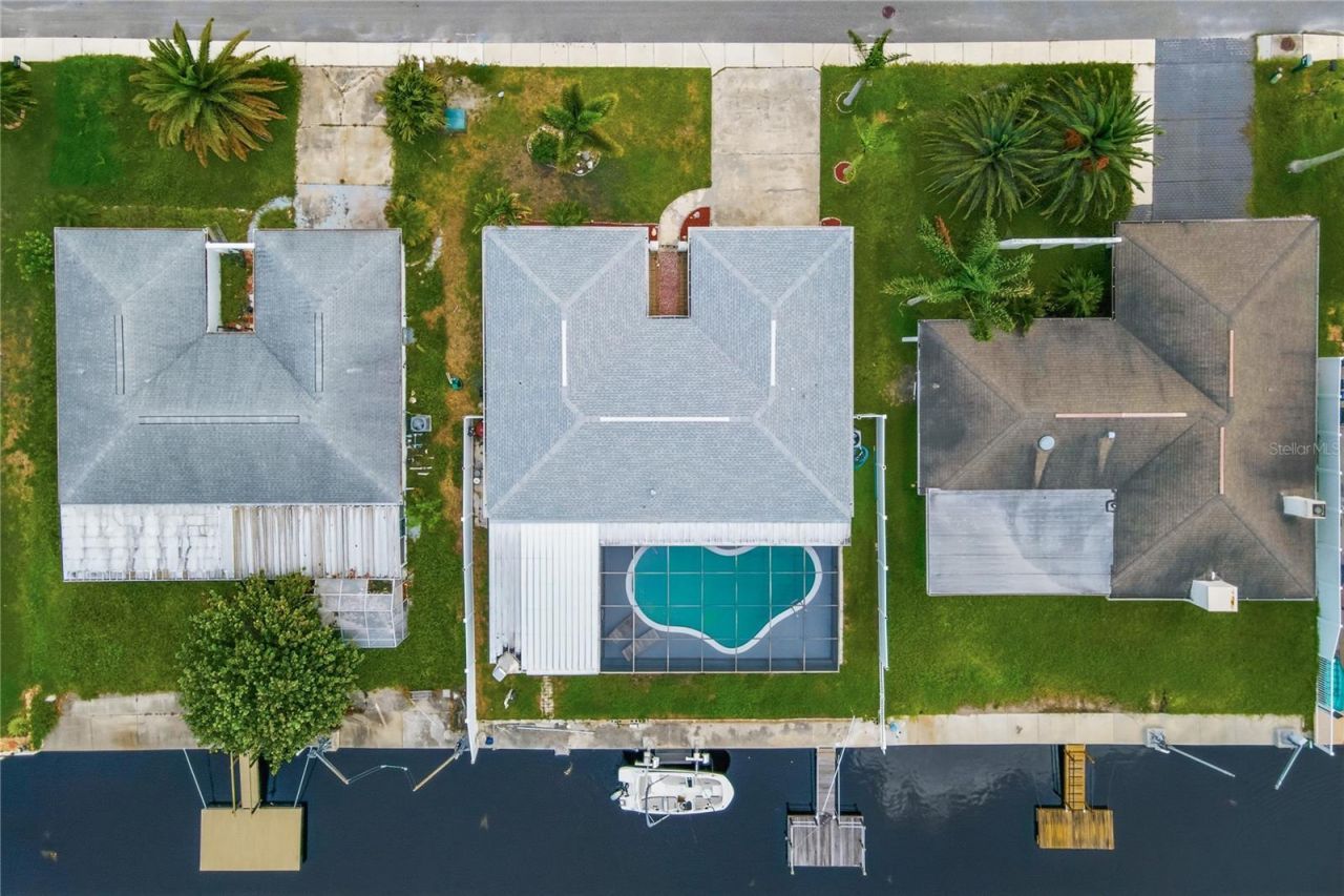 9911 Island Harbor Drive , Port Richey, FL 34668 Photo