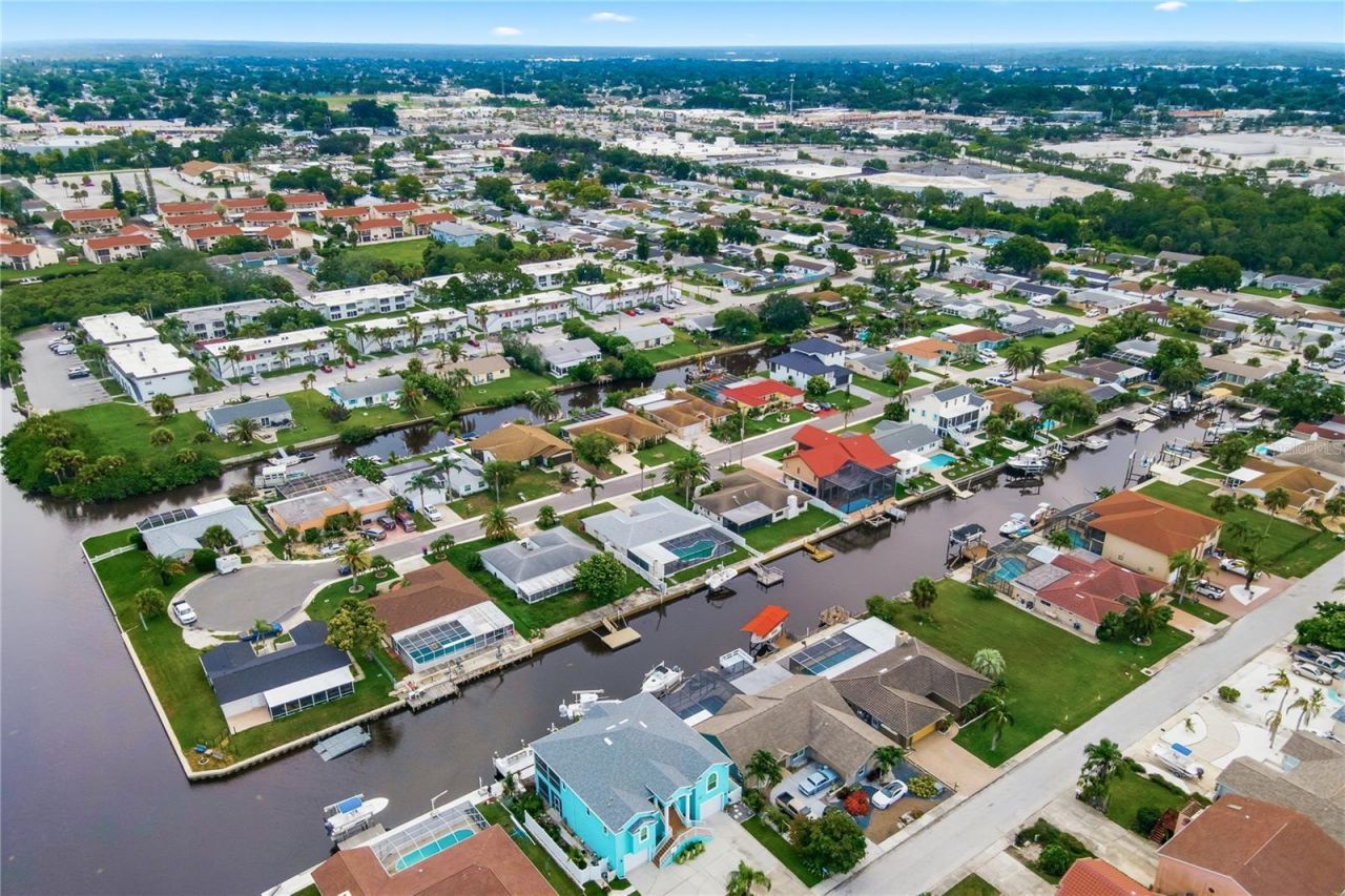 9911 Island Harbor Drive , Port Richey, FL 34668 Photo