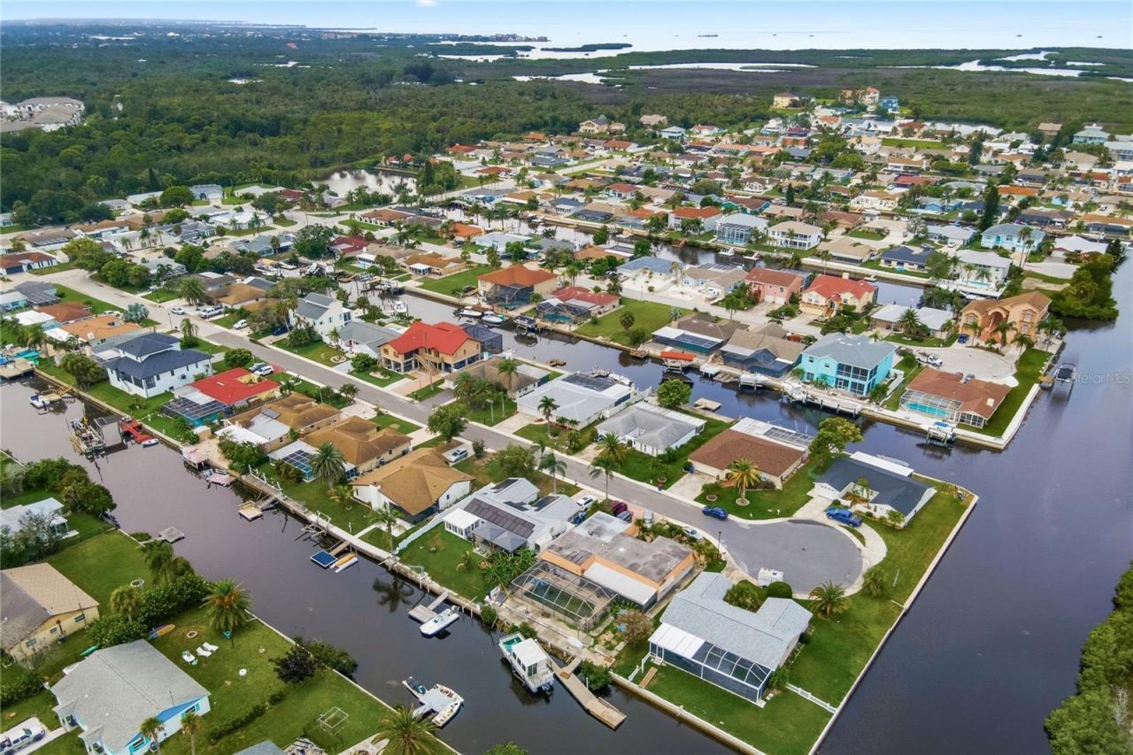 9911 Island Harbor Drive , Port Richey, FL 34668 Photo