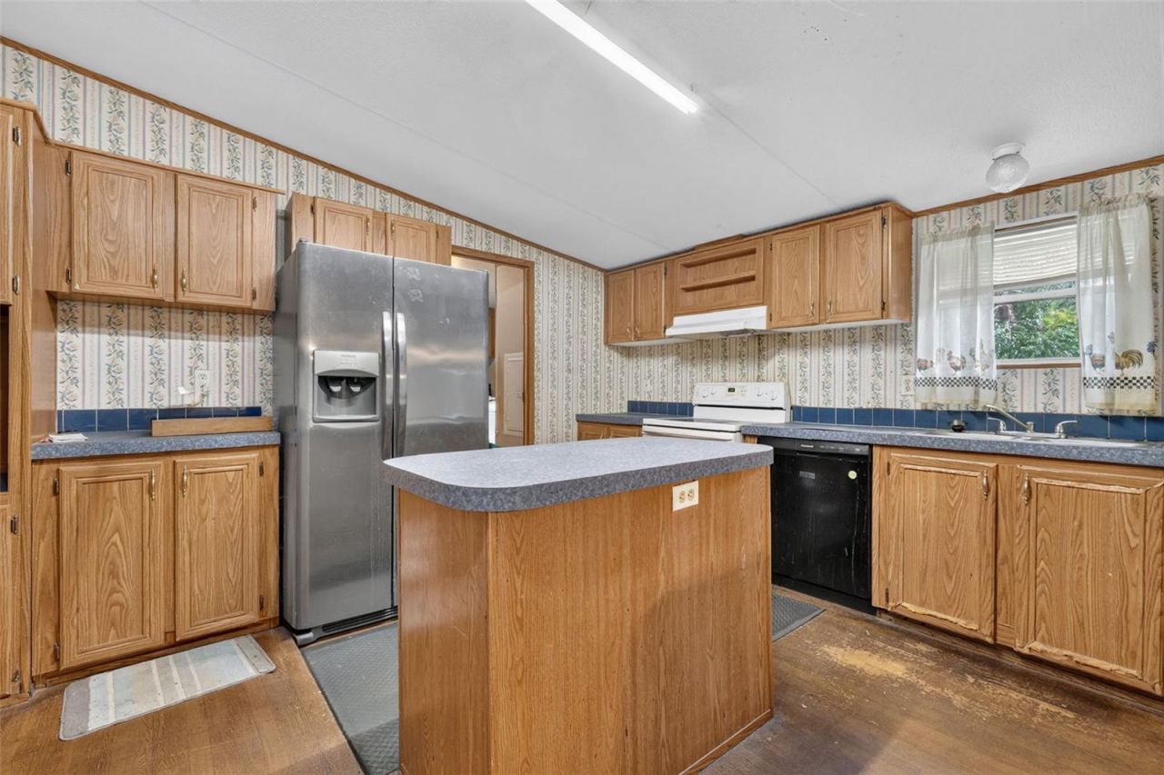 20241 Saltsdale Road , Umatilla, FL 32784 Photo