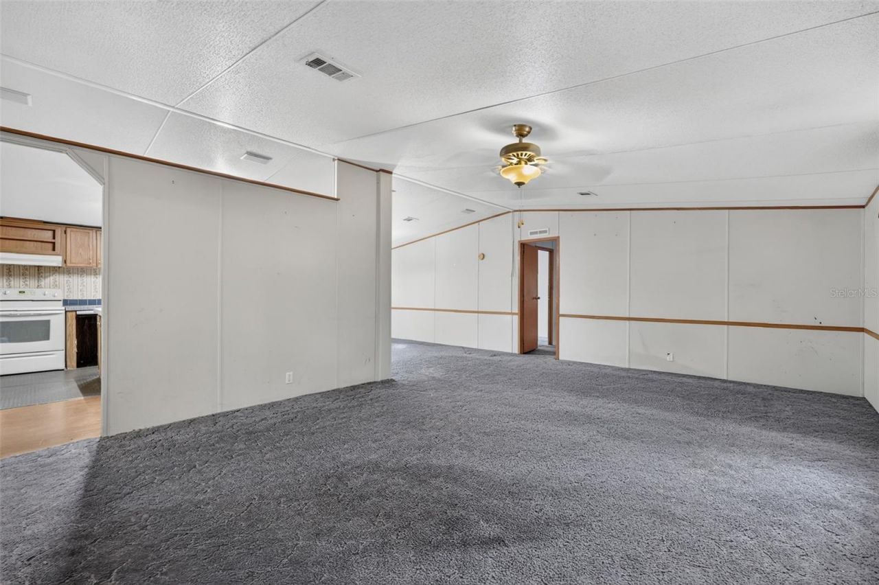 20241 Saltsdale Road , Umatilla, FL 32784 Photo