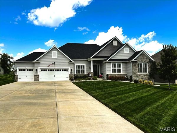 407 Tomahawk Ridge Court , St Charles, MO 63301