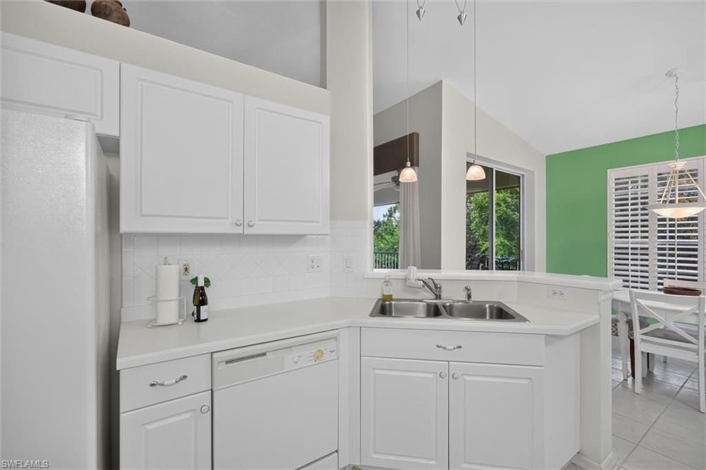 15161 Royal Windsor Ln, Unit 2601, Fort Myers, FL 33919 Photo