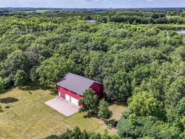 39326 460th Avenue, Perham, MN 56573
