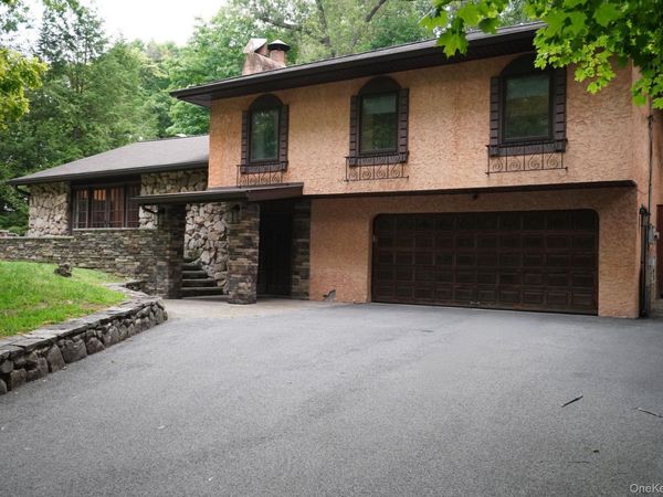 50 Pleasant Ridge Drive, Poughkeepsie, NY 12603