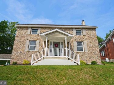 513 JEFFERSON STREET, EAST GREENVILLE, PA 18041