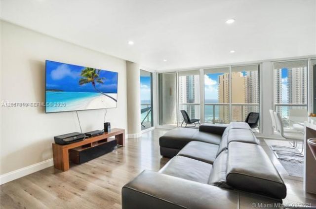 16400 Collins Ave , Unit 1942, Sunny Isles Beach, FL 33160 Photo