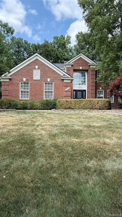 49090 Fifth Avenue Court, Canton, MI 48188 Main Photo