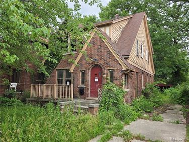 5310 Grayton Street , Detroit, MI 48224