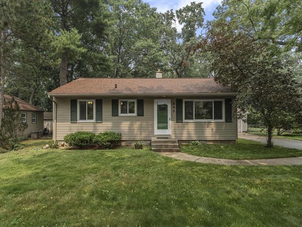 805 Indian Trail Boulevard, Traverse City, MI 49686