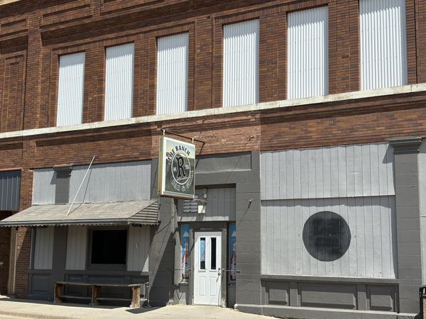  110 S Main St, White Lake, SD 57383