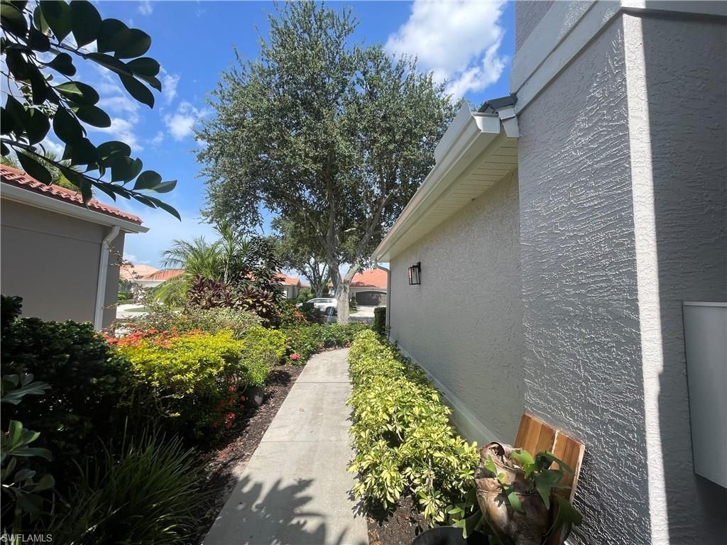 1993 Crestview Way, Unit 131, Naples, FL 34119 Photo