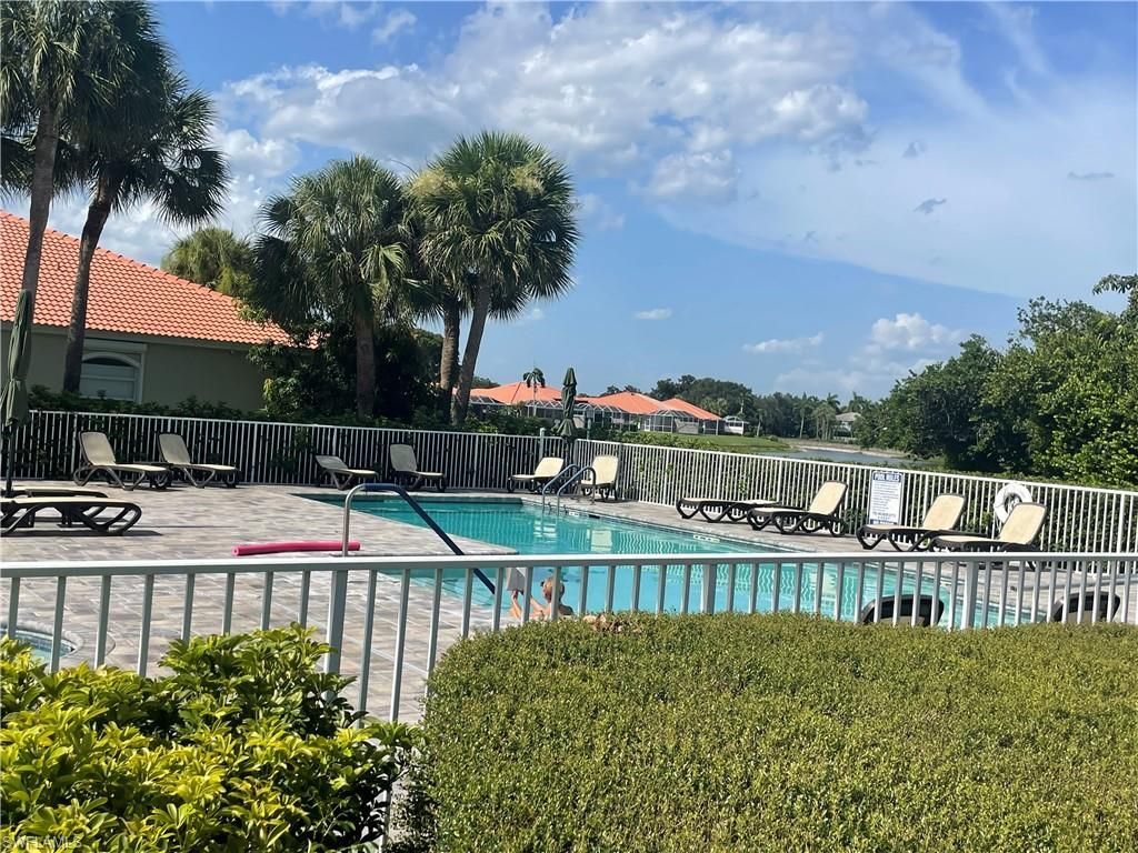 1993 Crestview Way, Unit 131, Naples, FL 34119 Photo