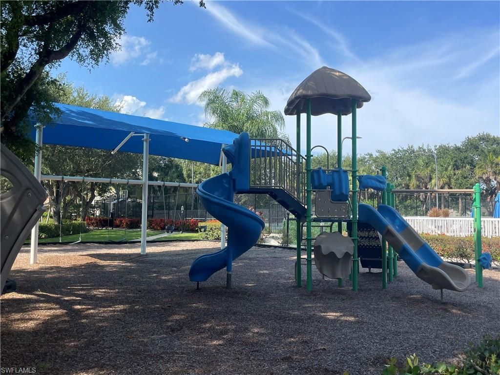 1993 Crestview Way, Unit 131, Naples, FL 34119 Photo