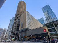 300 N State Street , Chicago, IL 60654 primary photo