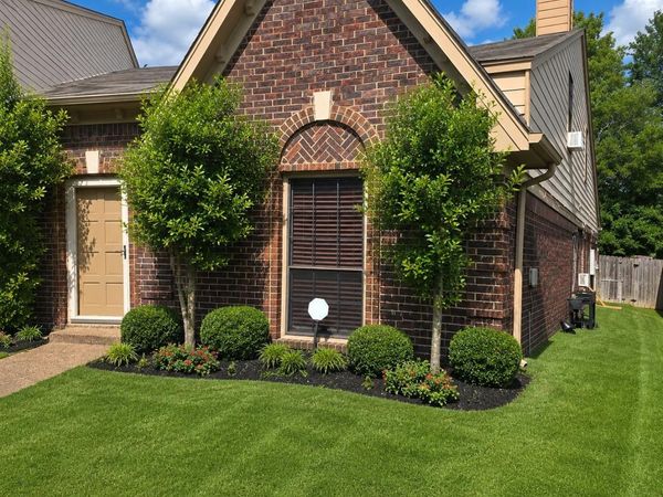 1670 SMOKEHOUSE DR, Memphis, TN 38016