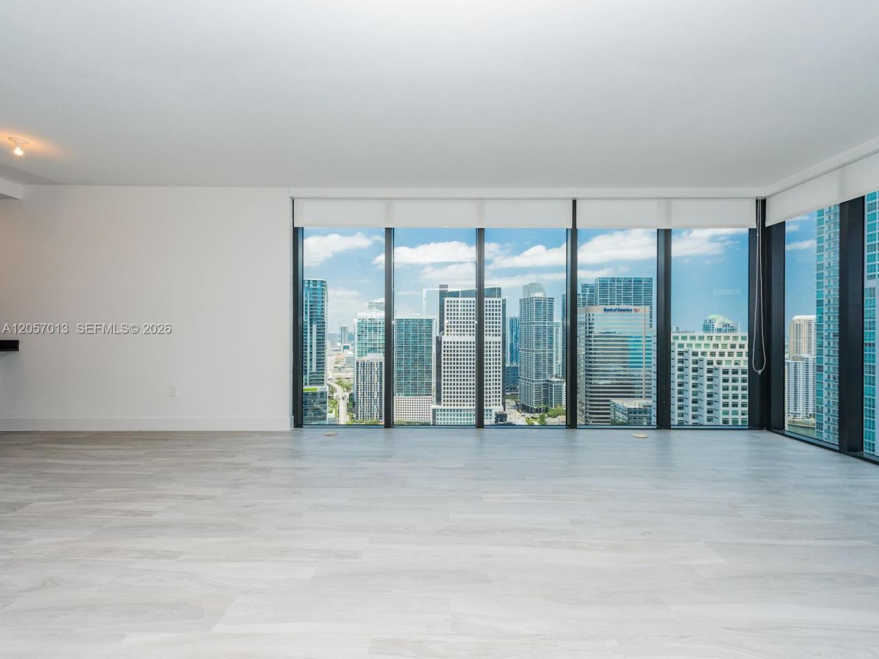 1010 Brickell Ave, Unit 3701, Miami, FL 33131 Photo