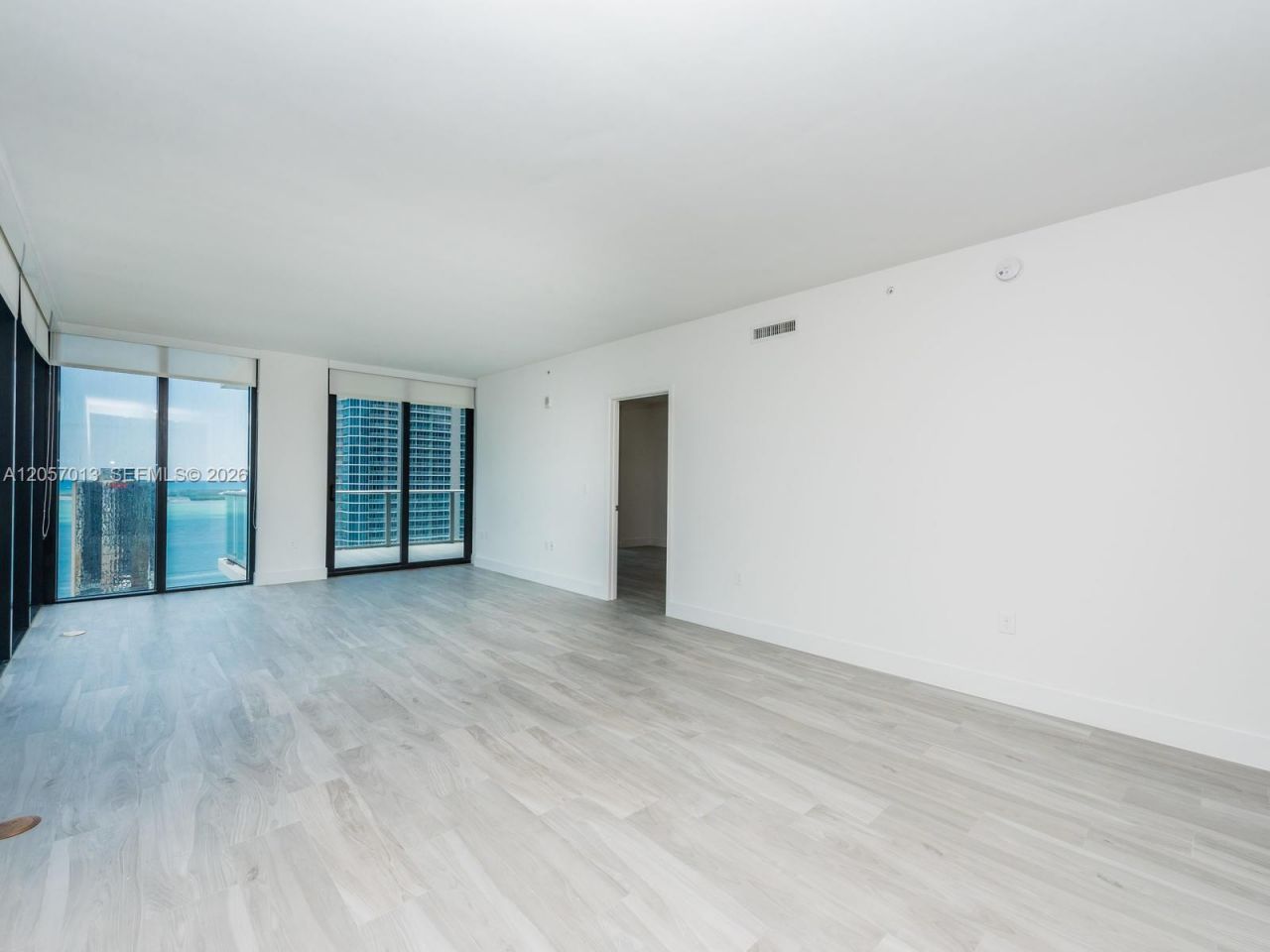 1010 Brickell Ave, Unit 3701, Miami, FL 33131 Photo