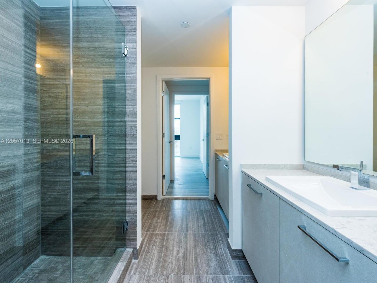 1010 Brickell Ave, Unit 3701, Miami, FL 33131 Photo