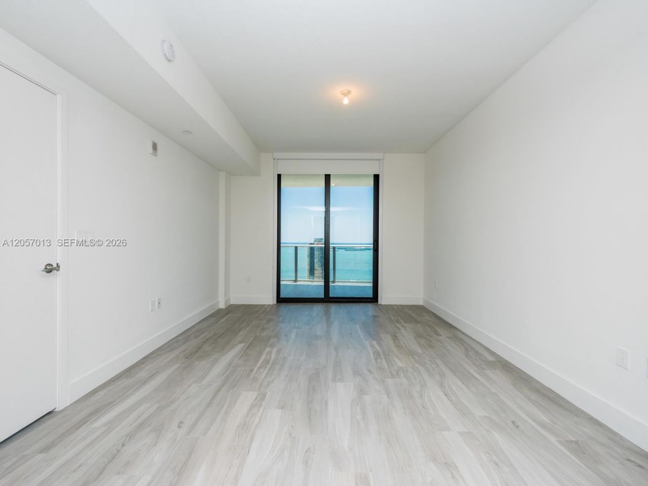 1010 Brickell Ave, Unit 3701, Miami, FL 33131 Photo