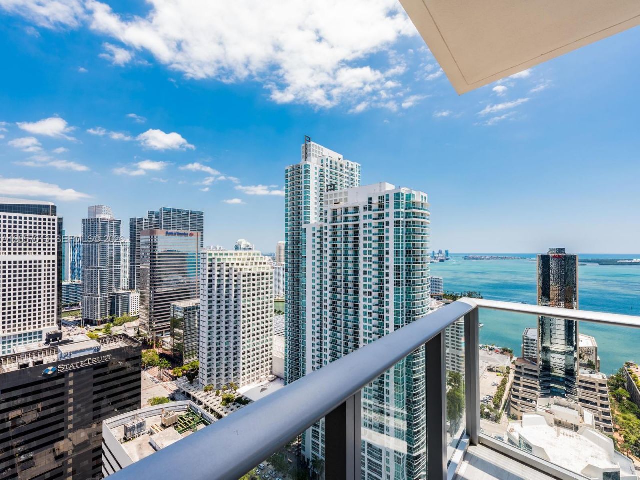 1010 Brickell Ave, Unit 3701, Miami, FL 33131 Photo