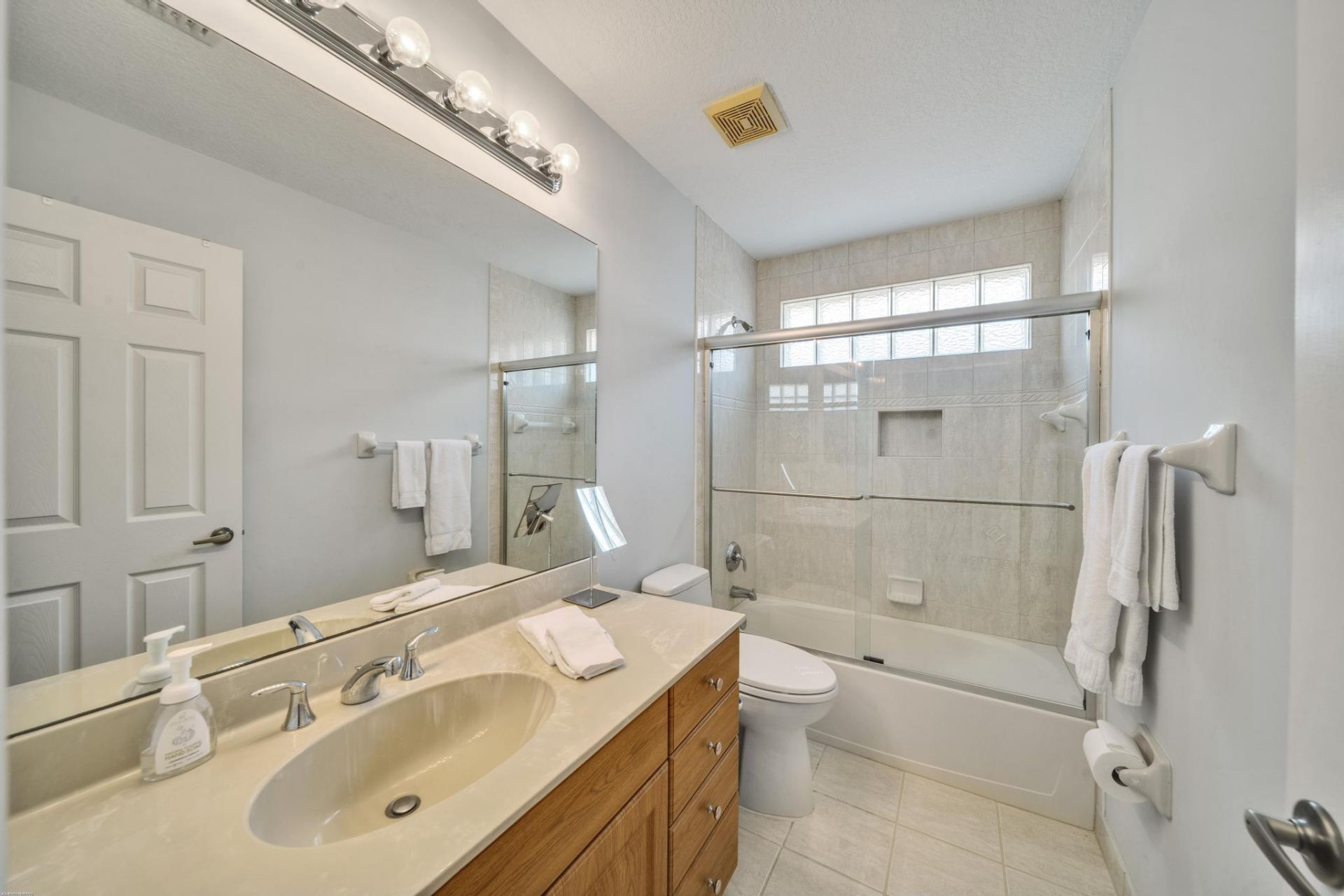 4831 S Classical Boulevard, Delray Beach, FL 33445 Photo