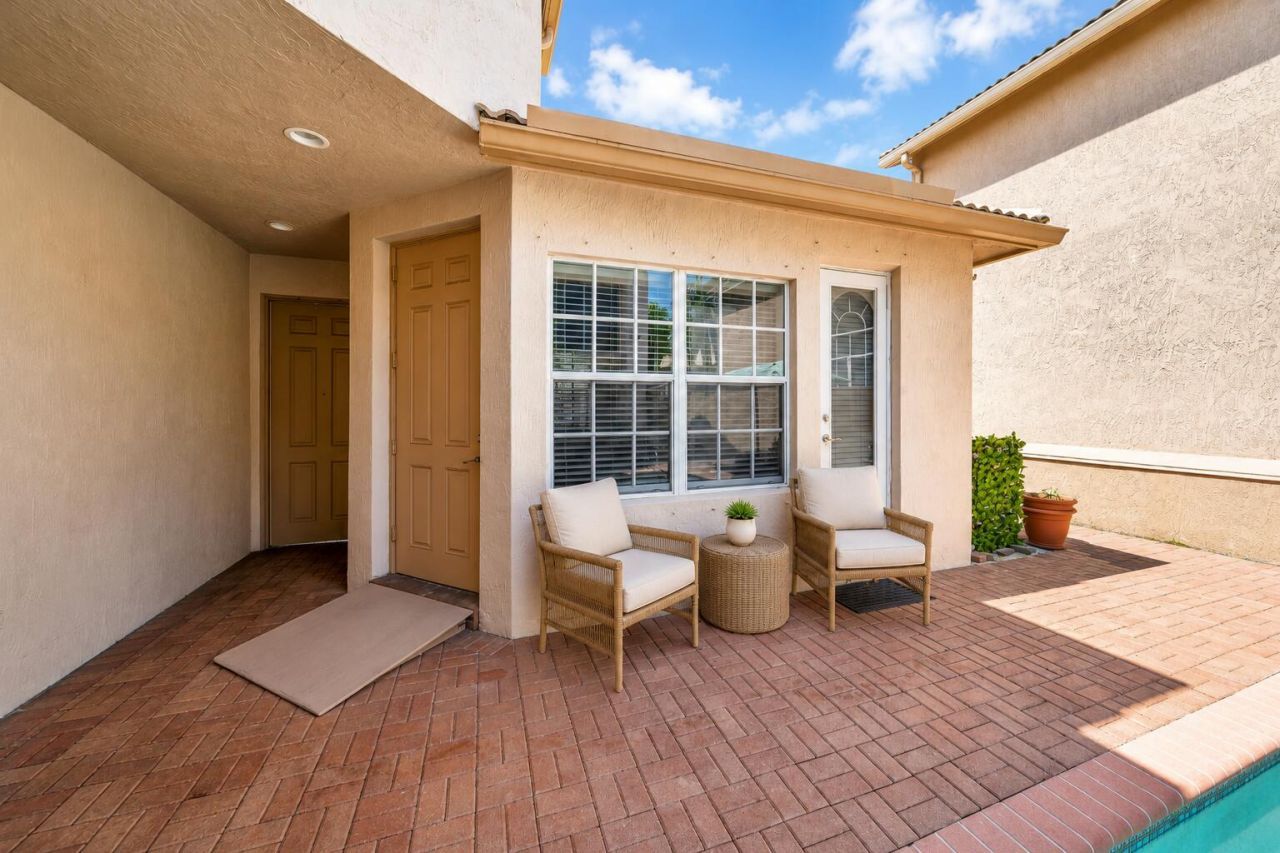 4831 S Classical Boulevard, Delray Beach, FL 33445 Photo
