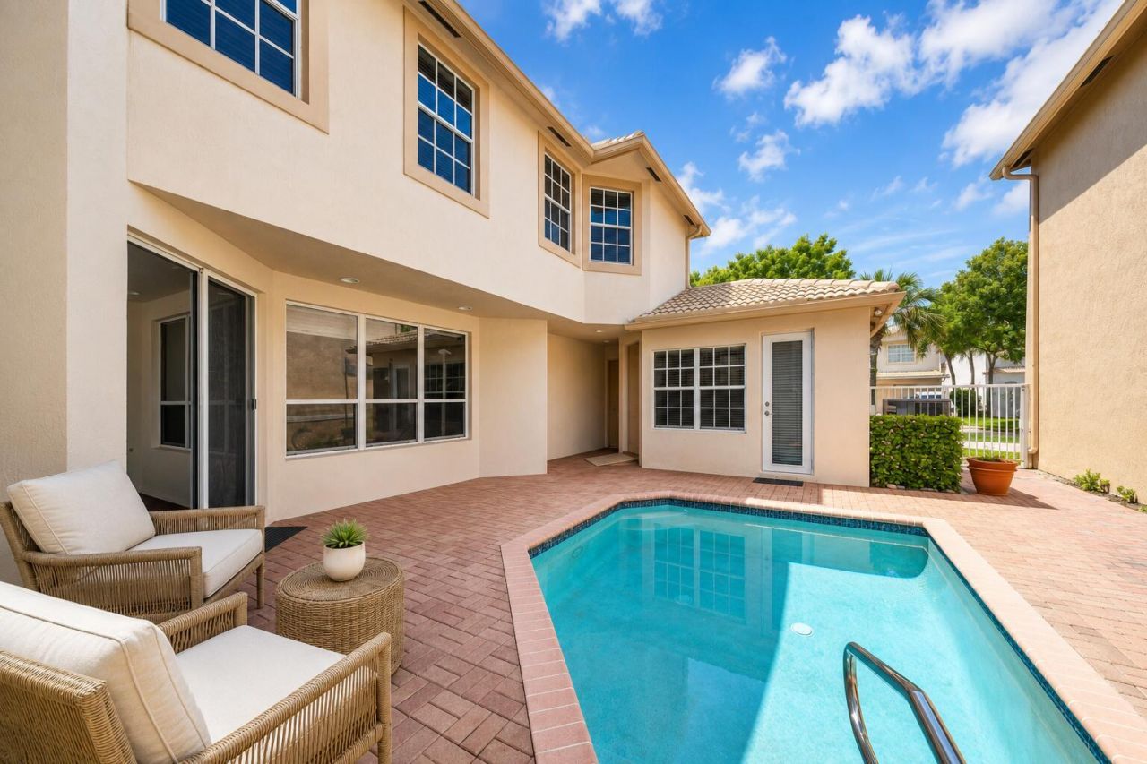4831 S Classical Boulevard, Delray Beach, FL 33445 Photo