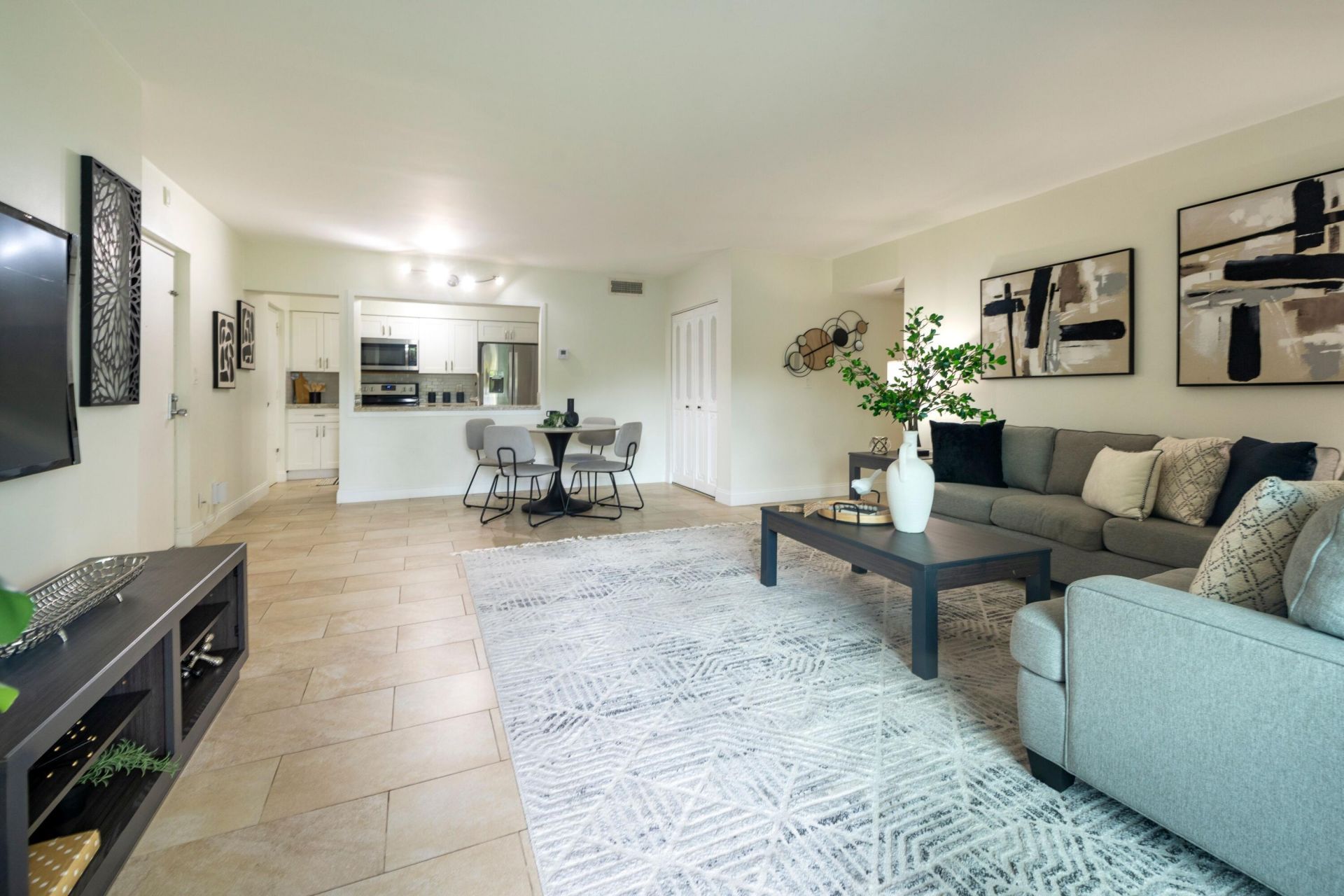 900 River Reach Drive, Unit 104, Fort Lauderdale, FL 33315 Photo