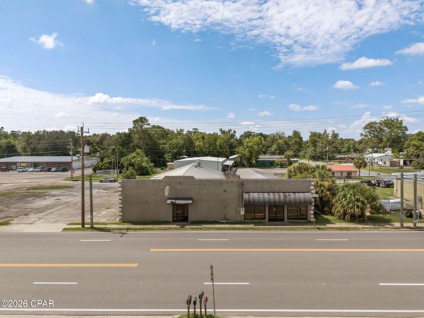 1229 Jackson Avenue , Chipley, FL 32428