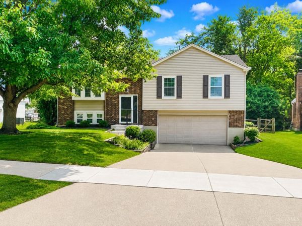 2086 Knightsbridge Drive, Anderson Twp, OH 45244