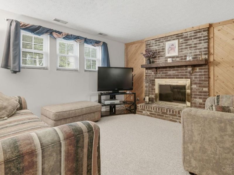 2086 Knightsbridge Drive, Anderson Twp, OH 45244 Photo 20