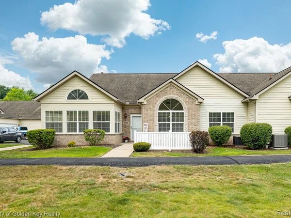 1160 Abbey Court, Westland, MI 48185