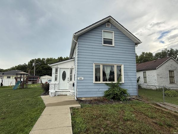 221 Grove Street, Logansport, IN 46947
