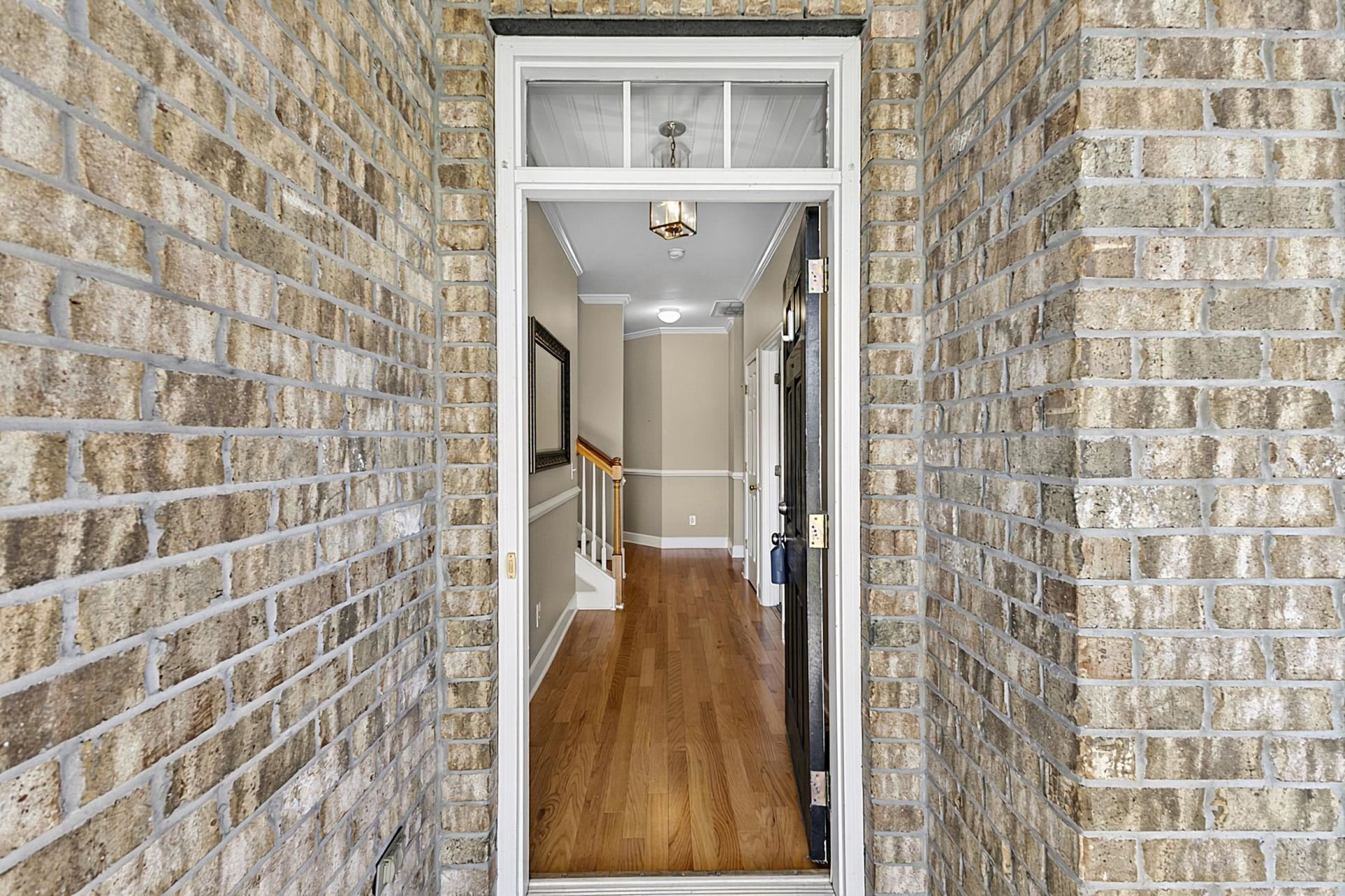 284 Viareggio Rd.  Photo 7