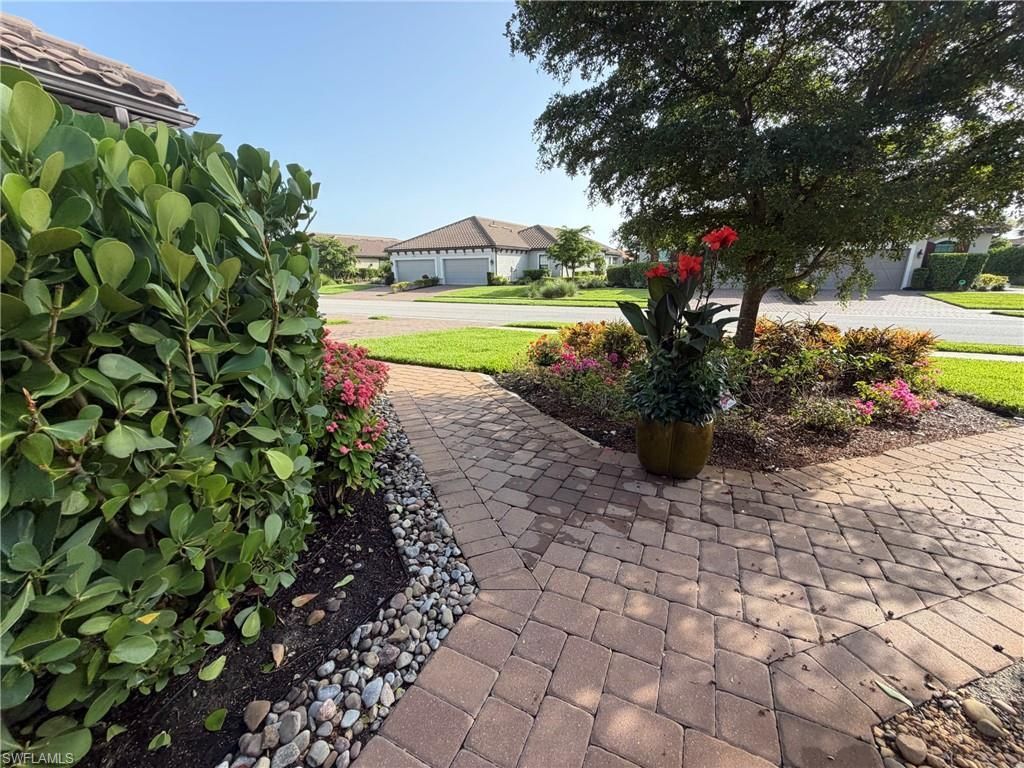 15227 Tolmino St, Naples, FL 34114 Photo