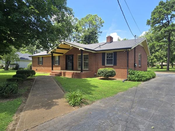 204 Iris Dr , Mount Pleasant, TN 38474