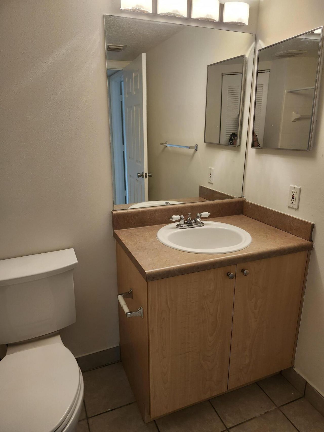 1009 Villa Lane, Boynton Beach, FL 33435 Photo